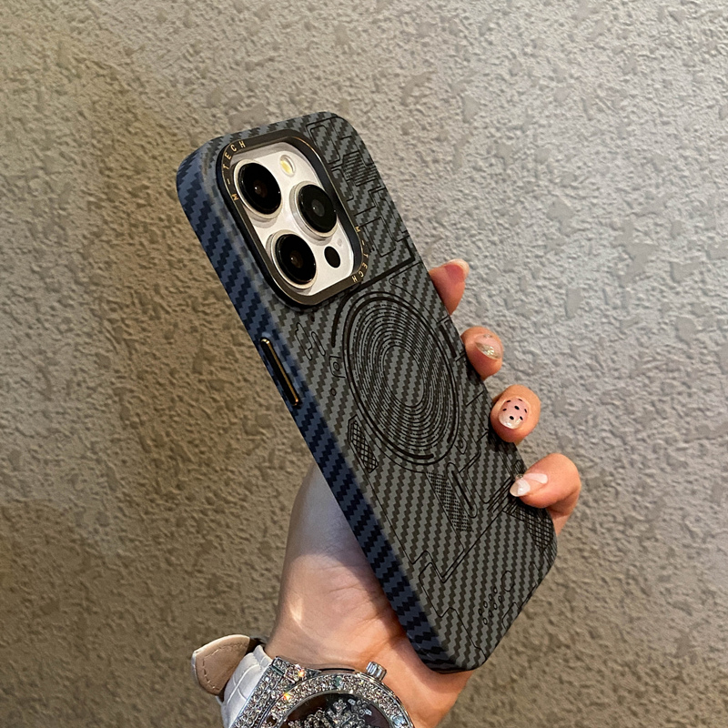 High-tech Element Carbon Fibre - Tech Accessories Hard Case recension och pris