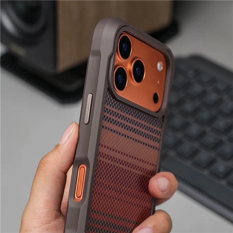 Original Geometric Tech Woven  - Tech Accessories Hard Case recension och pris