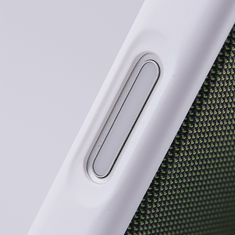 Magnetic Animation Tech-woven  - Tech Accessories Hard Case recension och pris